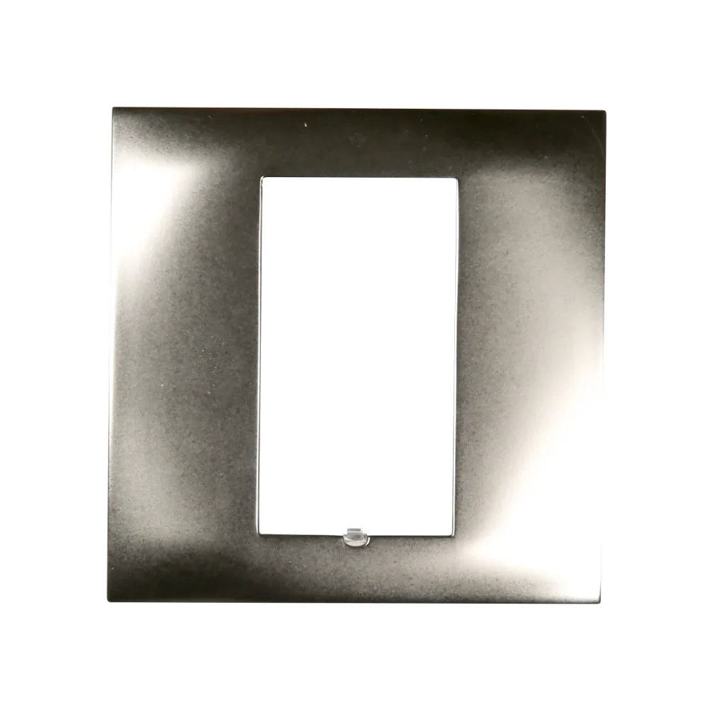 C4-SFP1-SN, Square faceplate, metal, Satin Nickel