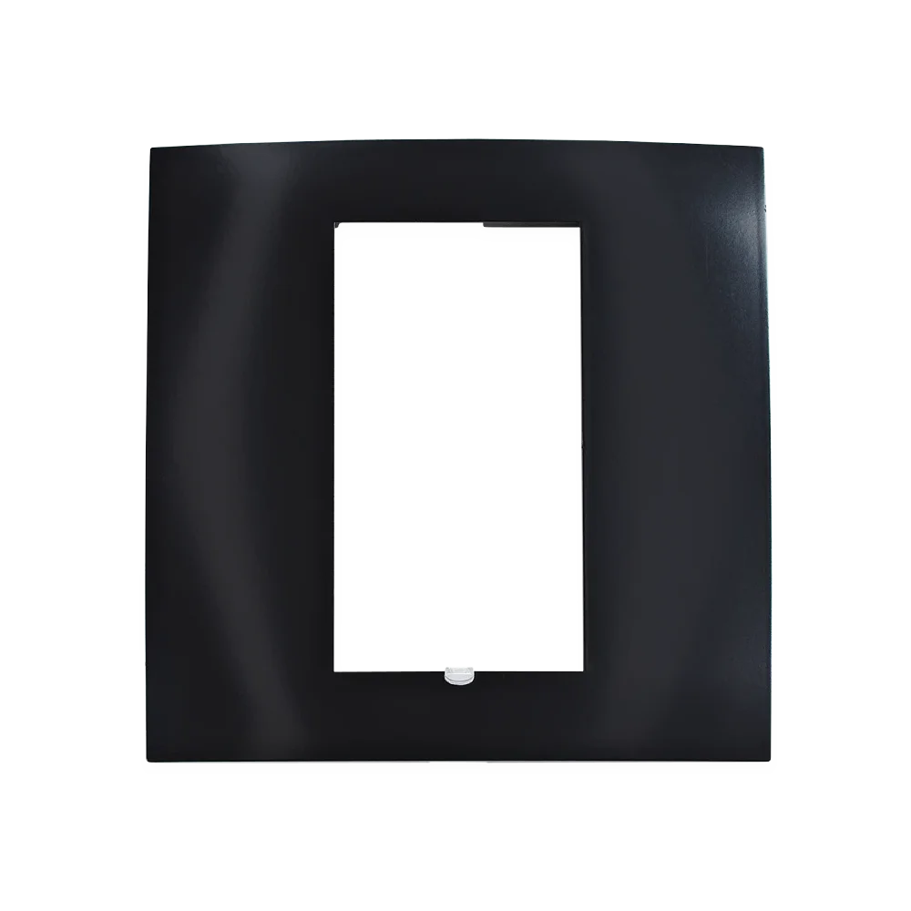 C4-SFP1-MB, Square faceplate, plastic, Midnight black